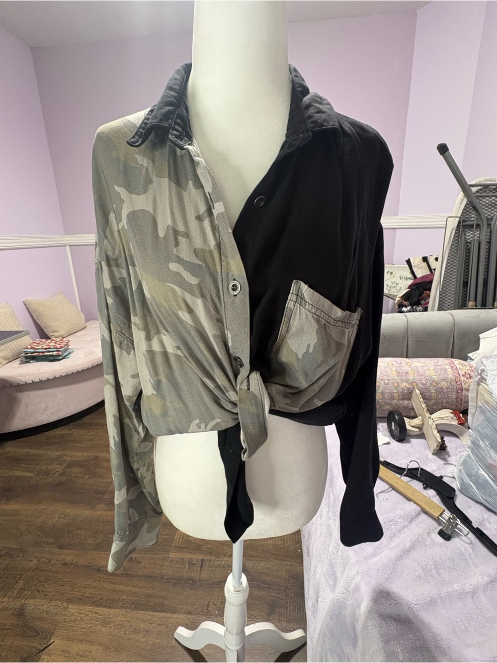 Womens Two-Tone Camo & Black Button-Up Shirt Jacket